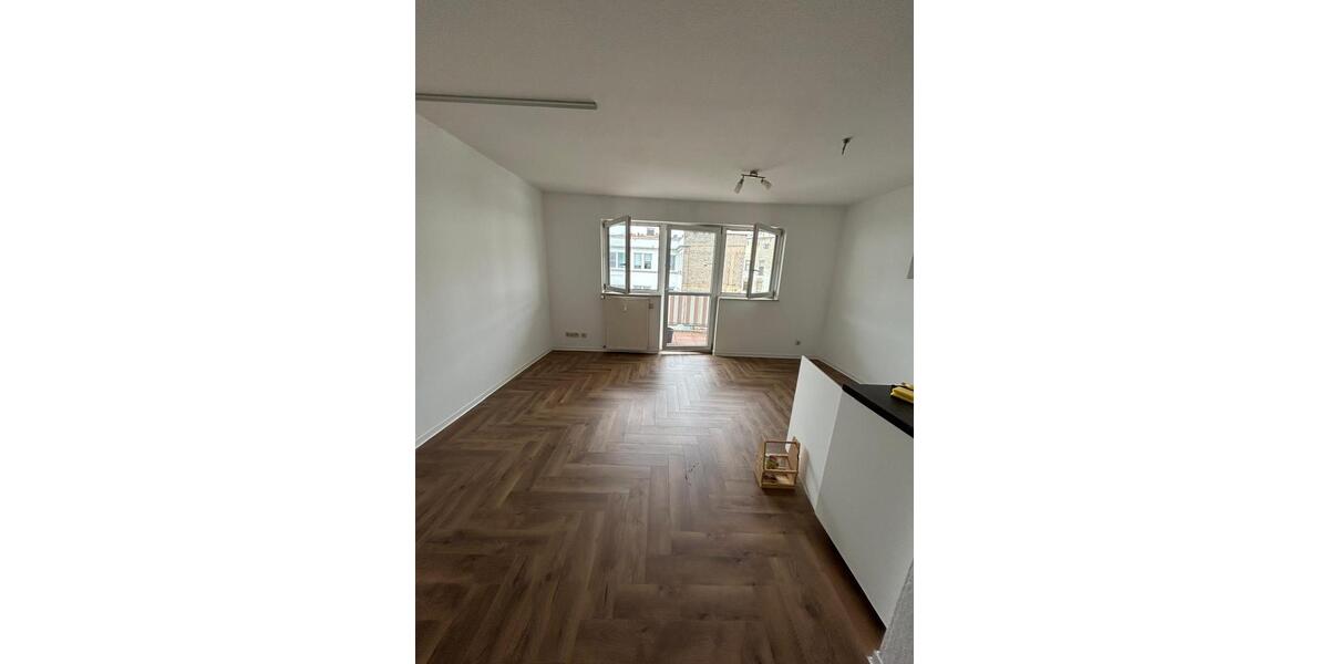 Etagenwohnung Saarbrücken - 1 Zimmer, 31 m&sup2;, 430&euro; | Angebot:25944440