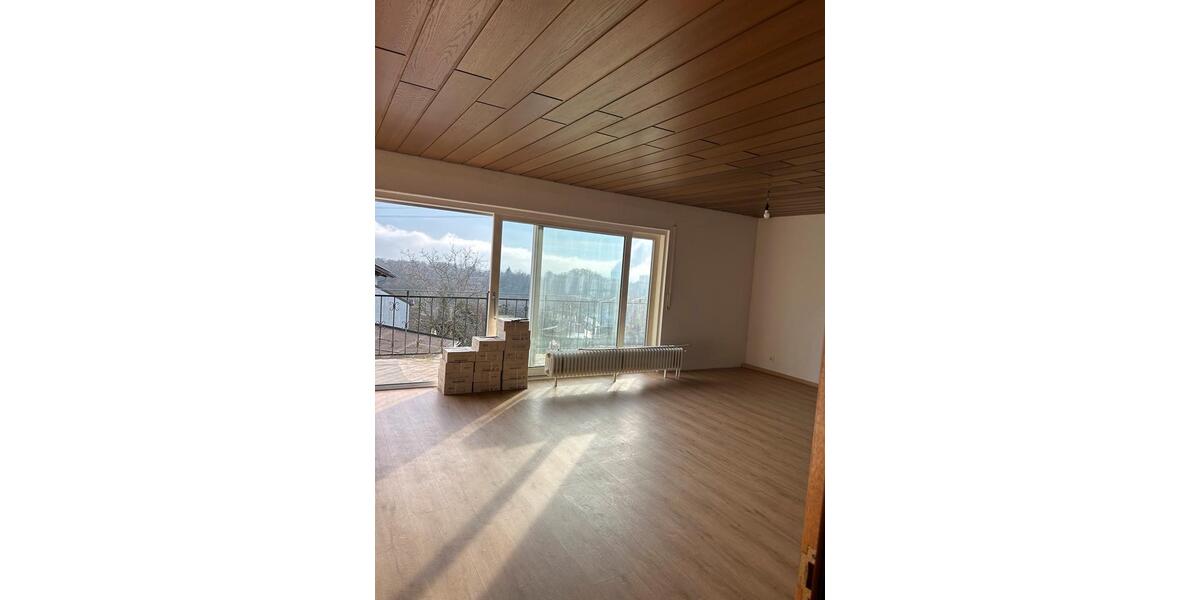 Mehrfamilienhaus, Wohnhaus Bexbach - 8 Zimmer, 250 m&sup2;, 320.000&euro; | Angebot:26610377