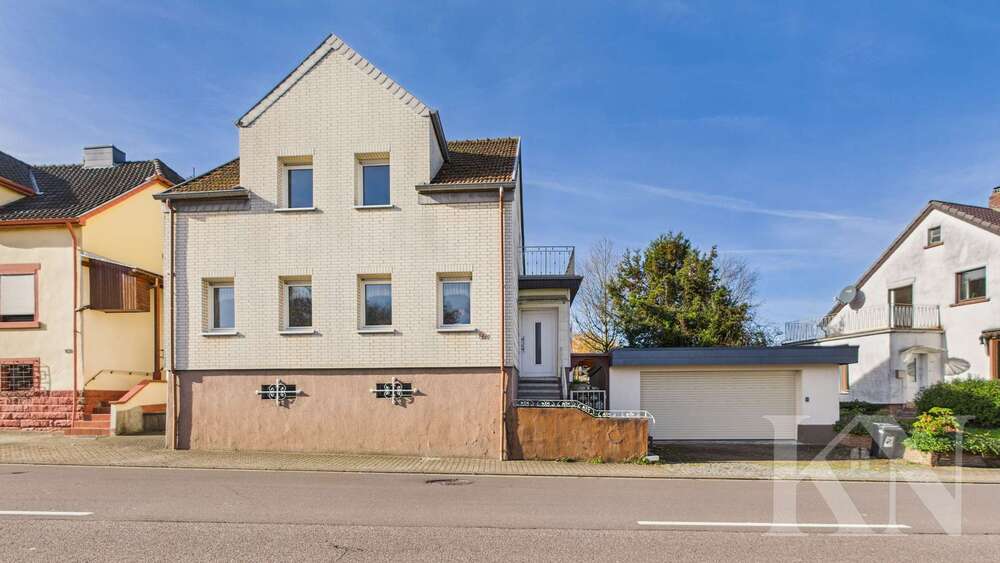 Einfamilienhaus Heusweiler - 6 Zimmer, 163 m&sup2;, 179.000&euro; | Angebot:25995383