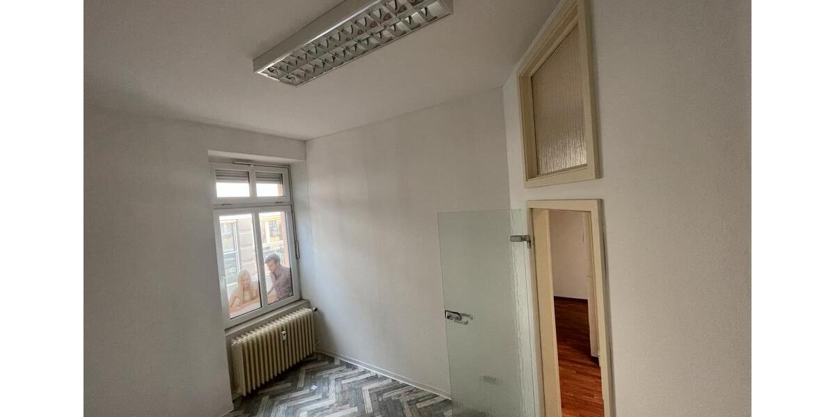 Etagenwohnung Sankt Wendel - 7 Zimmer, 134 m&sup2;, 1.200&euro; | Angebot:25224735