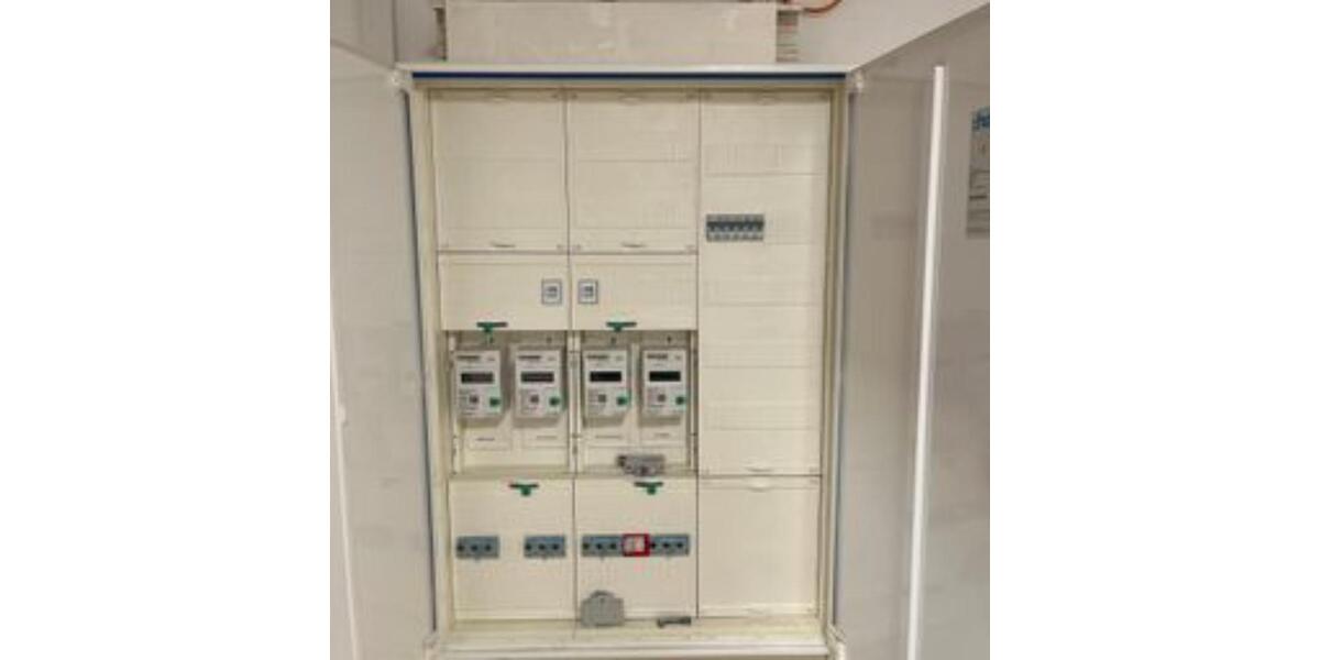 Dachgeschoßwohnung Saarbrücken Brebach-Fechingen - 3 Zimmer, 70 m&sup2;, 139.000&euro; | Angebot:25256842