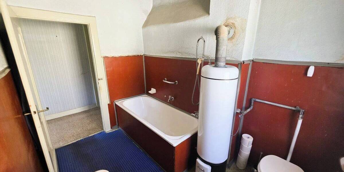 Mehrfamilienhaus, Wohnhaus Quierschied Fischbach - 1 Zimmer, 187 m&sup2;, 135.000&euro; | Angebot:25663883