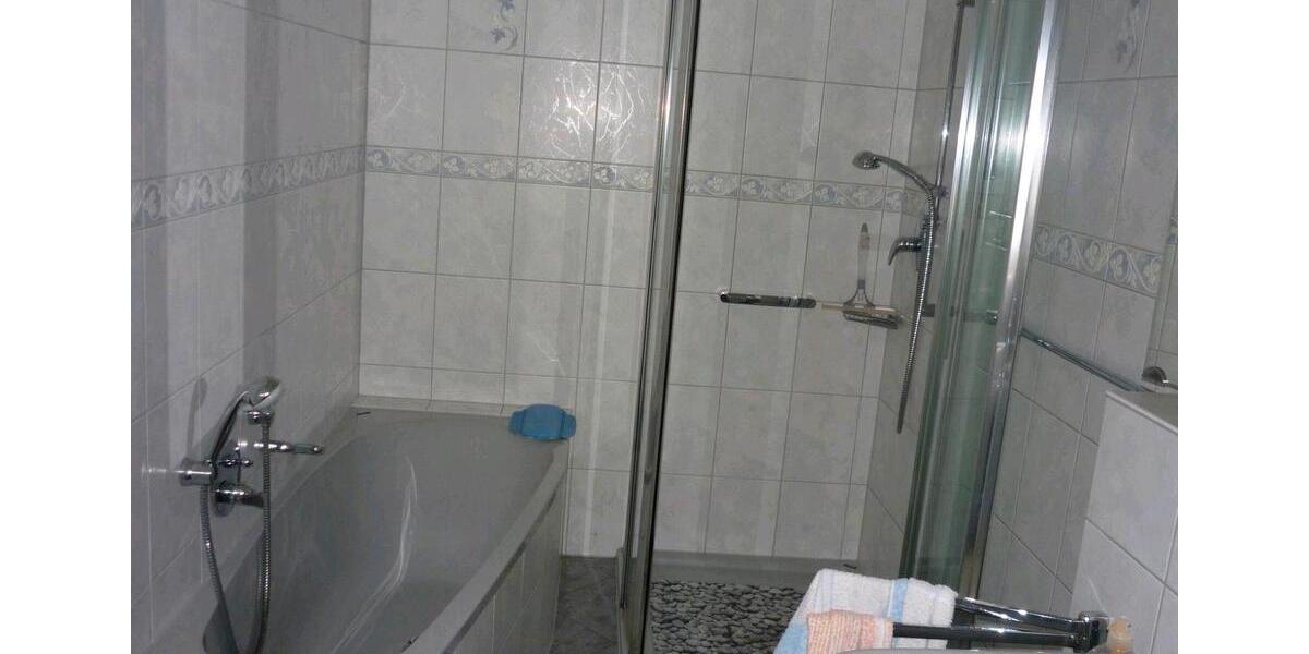 Einfamilienhaus Sankt Wendel - 12 Zimmer, 240 m&sup2;, 185.000&euro; | Angebot:26443137