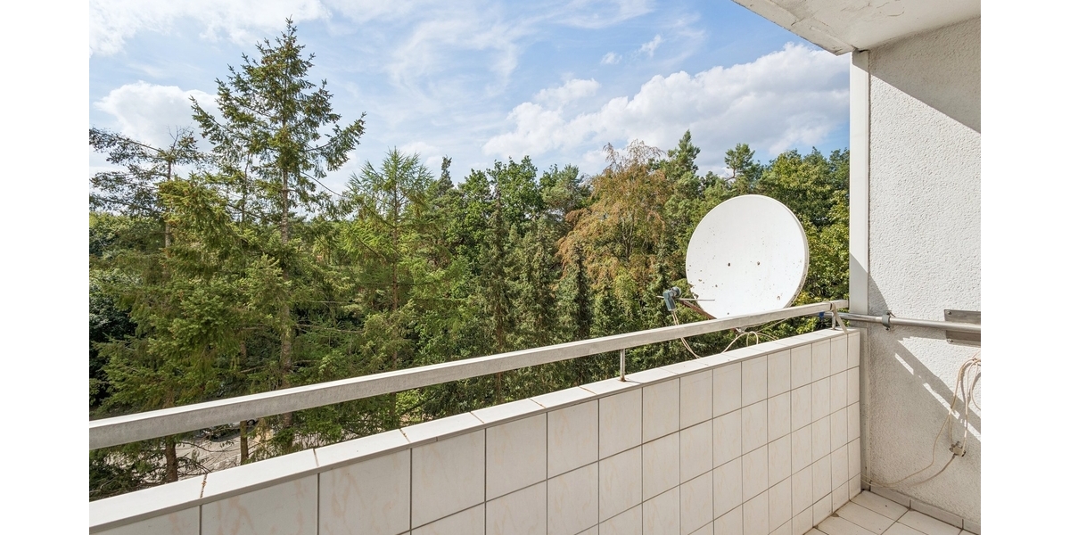 107 m² Wohnen auf einer Ebene – gepflegte Eigentumswohnung mit Fernblick in Landstuhl Atzel - Etagenwohnung Landstuhl | Angebot:27306317