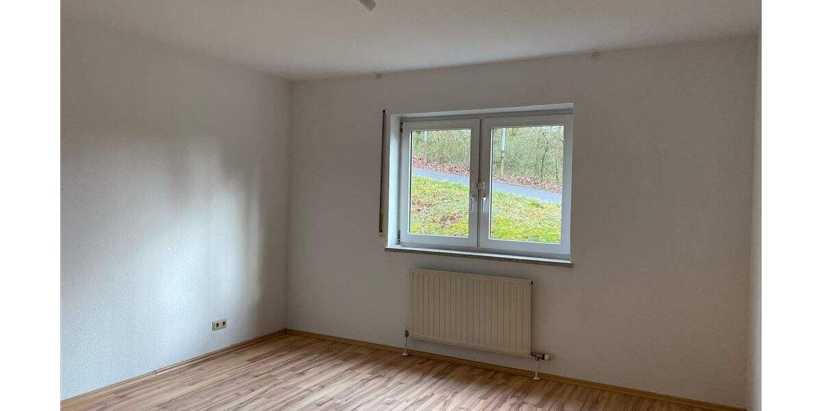 Etagenwohnung Illingen Illingen - 3 Zimmer, 79 m&sup2;, 600&euro; | Angebot:25880094
