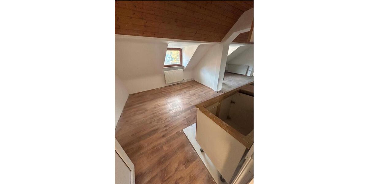 Etagenwohnung Sankt Ingbert - 3 Zimmer, 55 m&sup2;, 300&euro; | Angebot:25977447