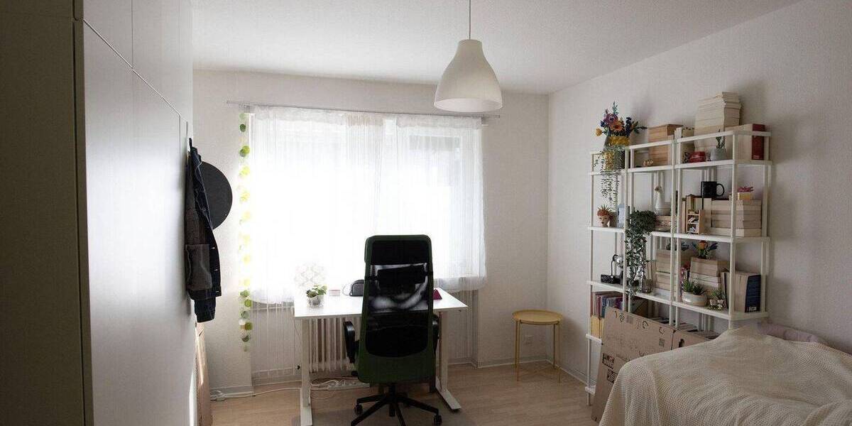 Etagenwohnung Saarbrücken St Johann - 2 Zimmer, 60 m&sup2;, 680&euro; | Angebot:26915835