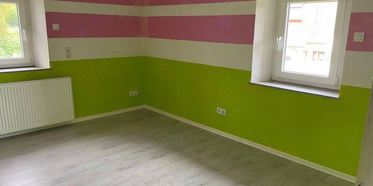 Einfamilienhaus Nanzdietschweiler - 7 Zimmer, 183 m&sup2;, 99.000&euro; | Angebot:26219796