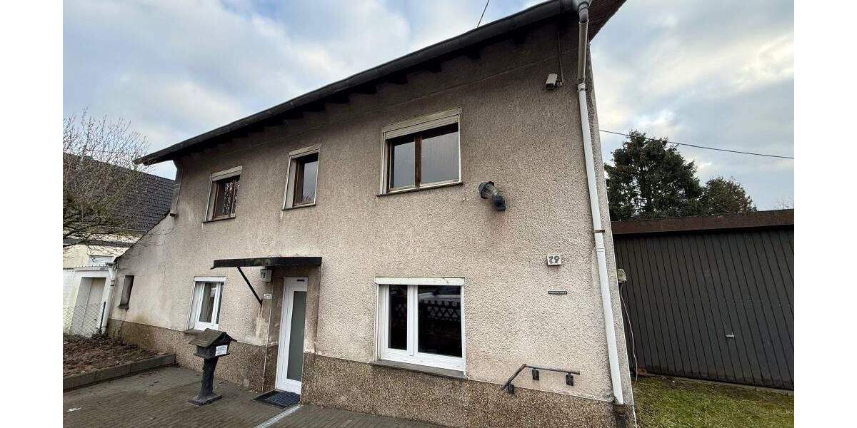 Einfamilienhaus Quierschied Göttelborn - 7 Zimmer, 123 m&sup2;, 99.000&euro; | Angebot:25695588