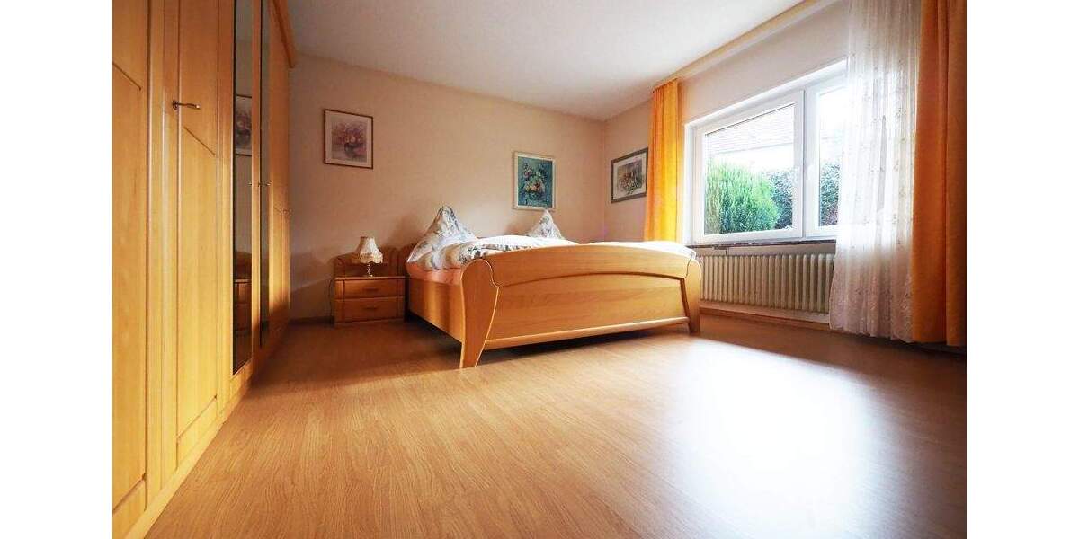 Einfamilienhaus Niederlinxweiler Niederlinxweiler - 5 Zimmer, 171 m&sup2;, 199.000&euro; | Angebot:25675557