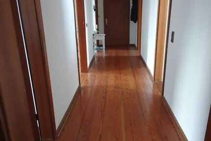 Wohnung Pirmasens - 4 Zimmer, 126 m&sup2;, 657&euro; | Angebot:27385498