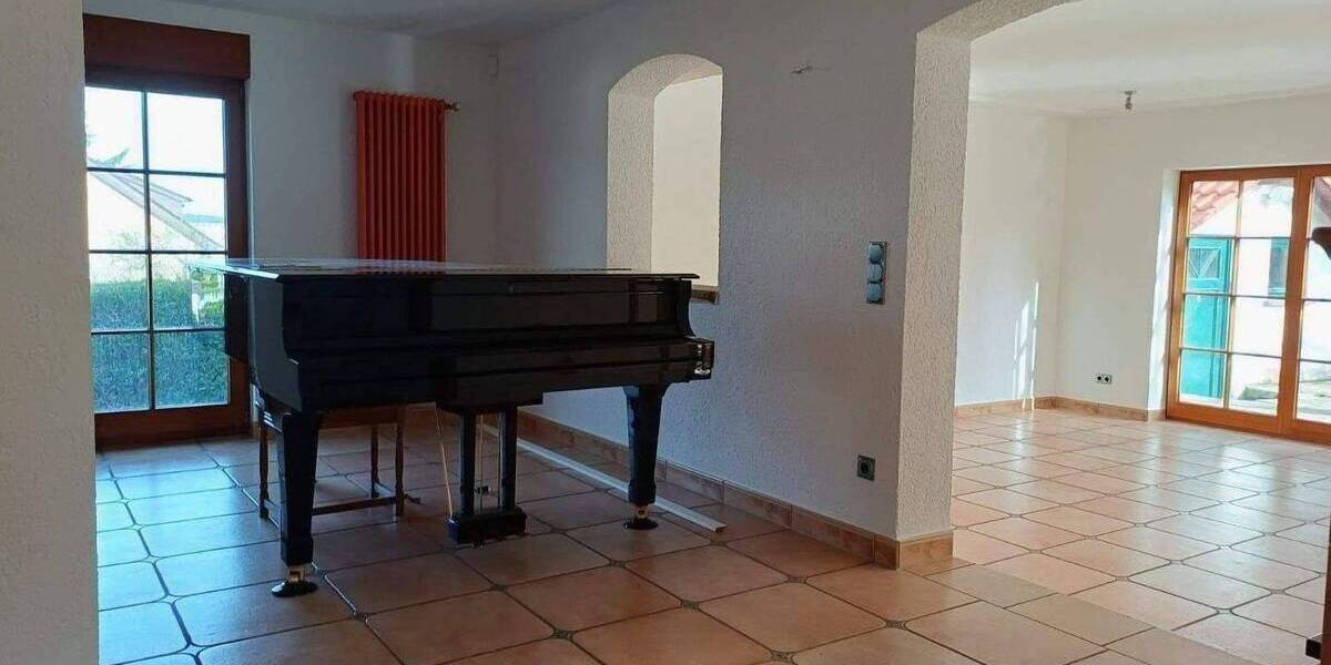 Mehrfamilienhaus, Wohnhaus Sankt Ingbert St. Ingbert - 6 Zimmer, 180 m&sup2;, 645.000&euro; | Angebot:26797426
