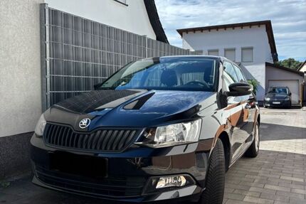 Skoda Fabia 66.500 km 8.800 &euro; Homburg 66424