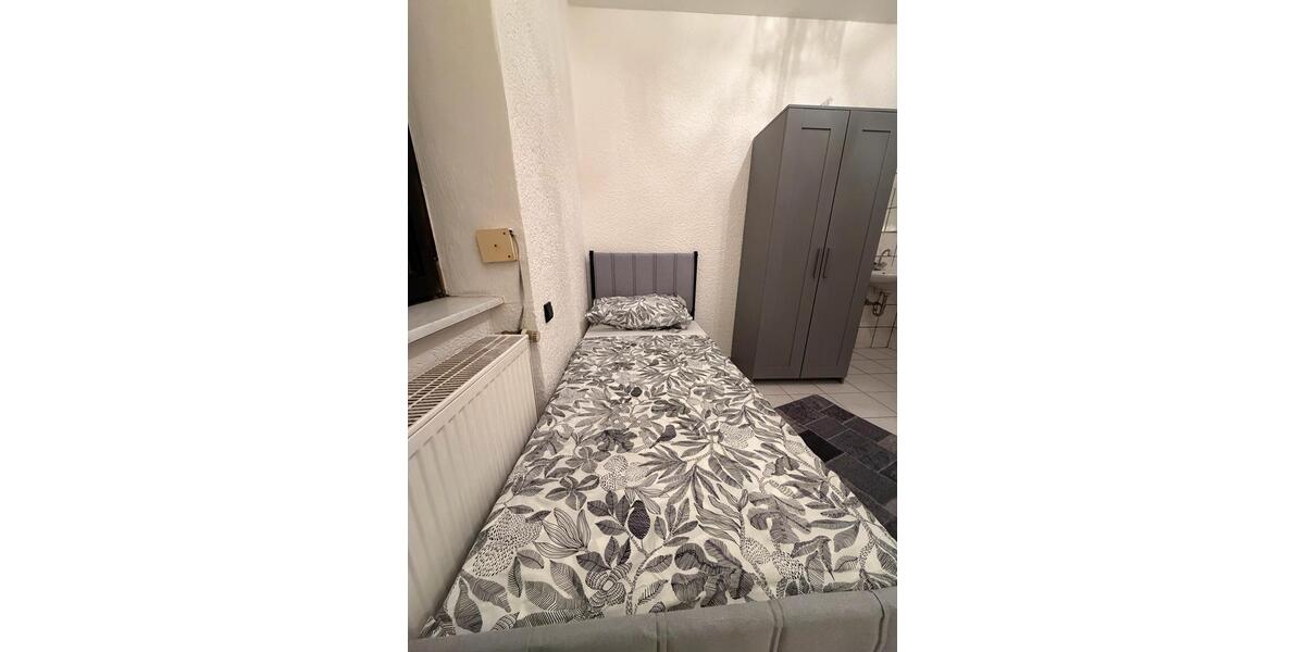 Etagenwohnung Saarbrücken Eschberg - 1 Zimmer, 15 m&sup2;, 430&euro; | Angebot:25998933