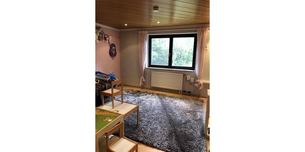 Etagenwohnung Blieskastel Lautzkirchen - 5 Zimmer, 185 m&sup2;, 1.130&euro; | Angebot:26105802