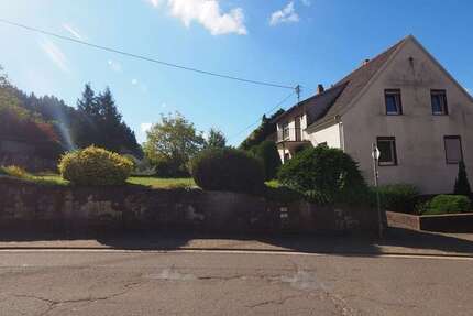 Haus Wiesbach - 6 Zimmer, 150 m&sup2;, 150.000&euro; | Angebot:23358365