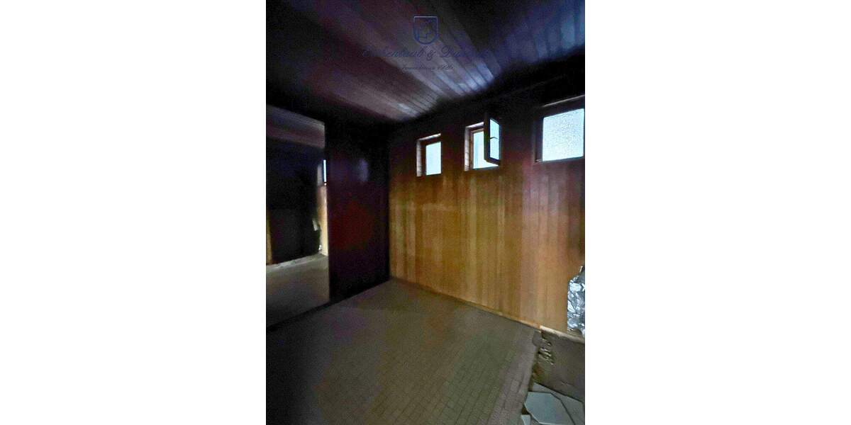 Mehrfamilienhaus, Wohnhaus Saarbrücken Burbach - 5 Zimmer, 122 m&sup2;, 390.000&euro; | Angebot:25747858