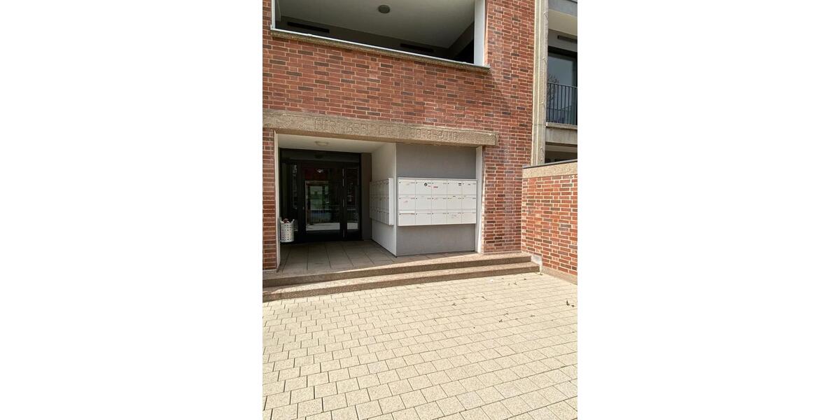 Etagenwohnung Saarbrücken - 1 Zimmer, 56 m&sup2;, 650&euro; | Angebot:26006463