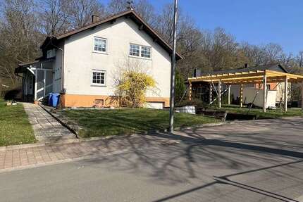 Haus Höheinöd - 8 Zimmer, 193 m&sup2;, 315.000&euro; | Angebot:26145436