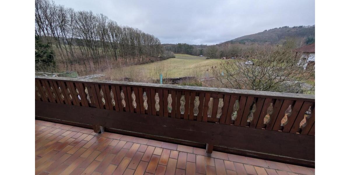 Dachgeschoßwohnung Queidersbach - 3 Zimmer, 98 m&sup2;, 1.250&euro; | Angebot:25280682