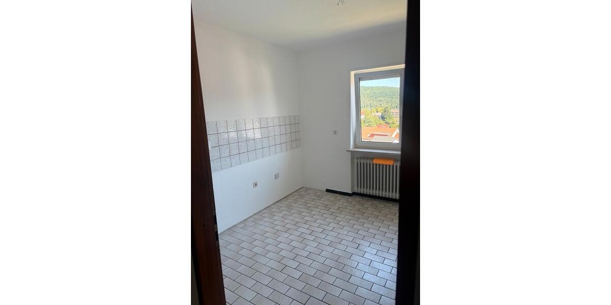 Etagenwohnung Queidersbach - 3 Zimmer, 85 m&sup2;, 600&euro; | Angebot:25892171