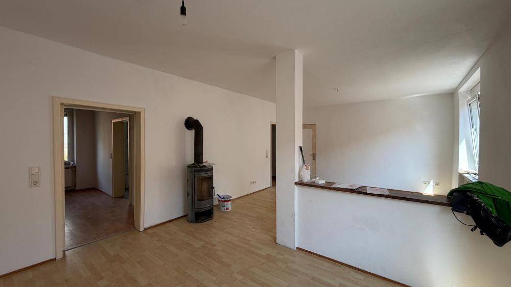 Reihenmittelhaus Pirmasens Innenstadt - 7 Zimmer, 181 m&sup2;, 159.000&euro; | Angebot:26261505