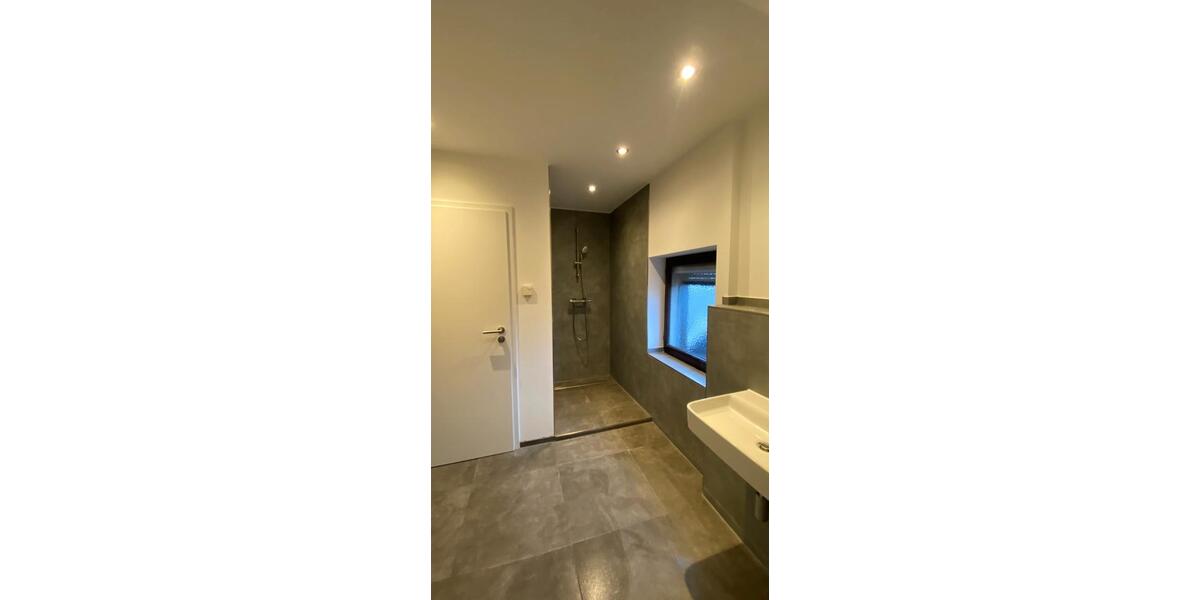 Dachgeschoßwohnung Heusweiler - 3 Zimmer, 88 m&sup2;, 750&euro; | Angebot:26538704