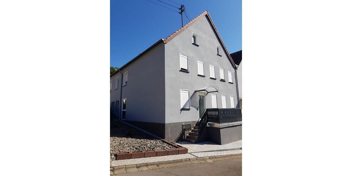 Etagenwohnung Pfeffelbach - 5 Zimmer, 172 m&sup2;, 1.150&euro; | Angebot:26429812