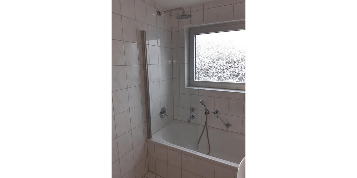 Dachgeschoßwohnung Lemberg - 1 Zimmer, 62 m&sup2;, 380&euro; | Angebot:25722634