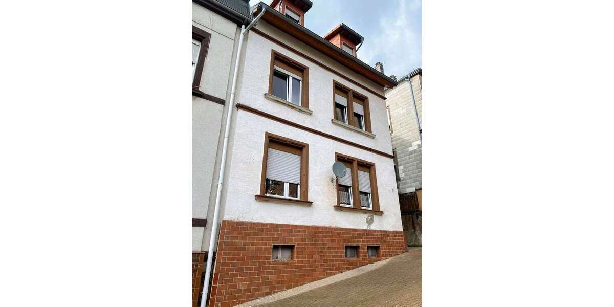 Einfamilienhaus Pirmasens - 8 Zimmer, 230 m&sup2;, 169.000&euro; | Angebot:21849686