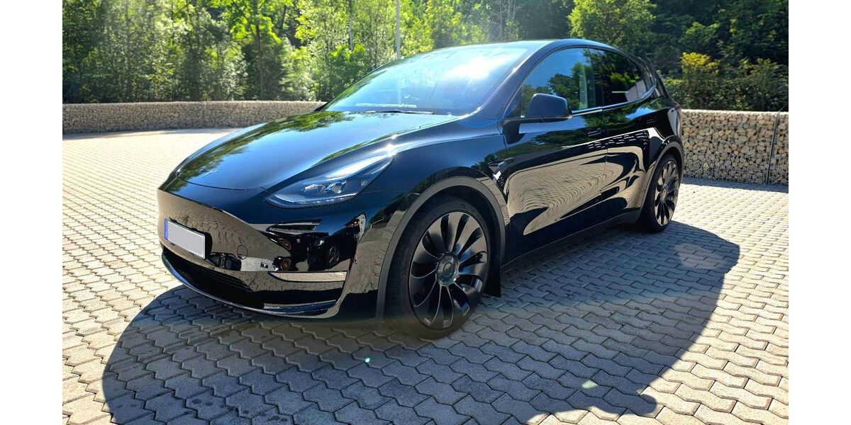 Tesla Model Y 58.000 km 38.990 &euro; Friedrichsthal 66299