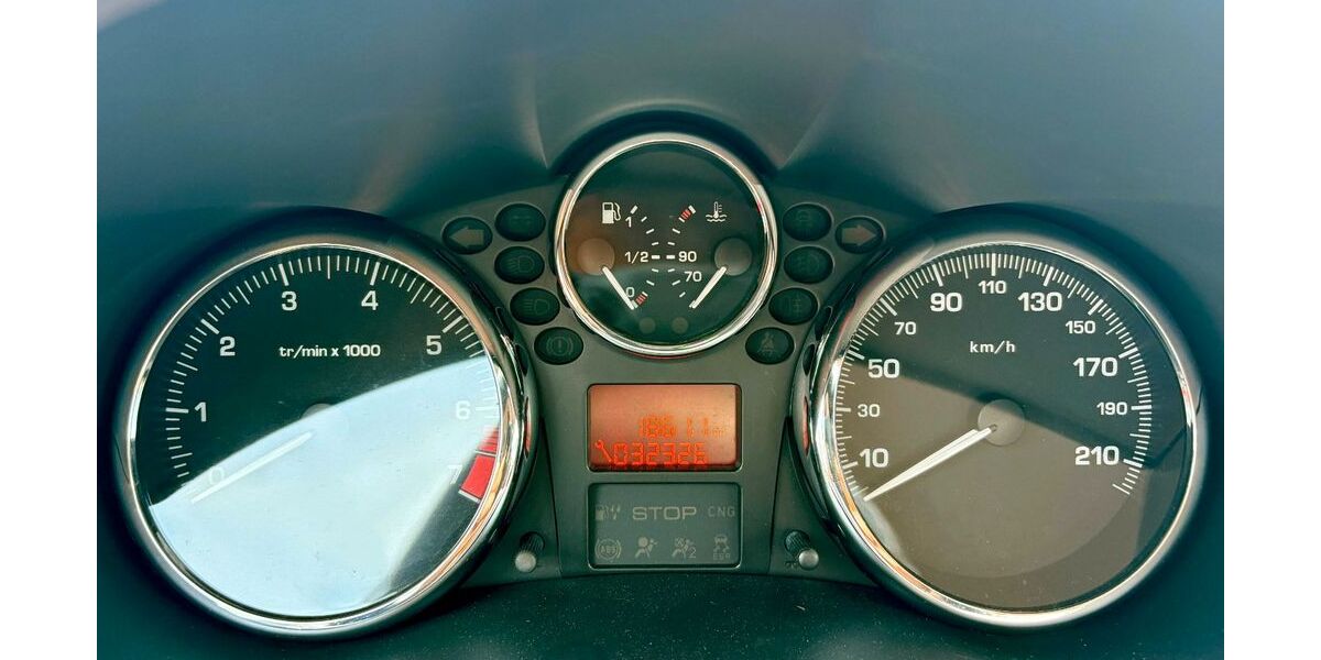 Peugeot 206 32.000 km 4.990 &euro; Saarbrücken 66271