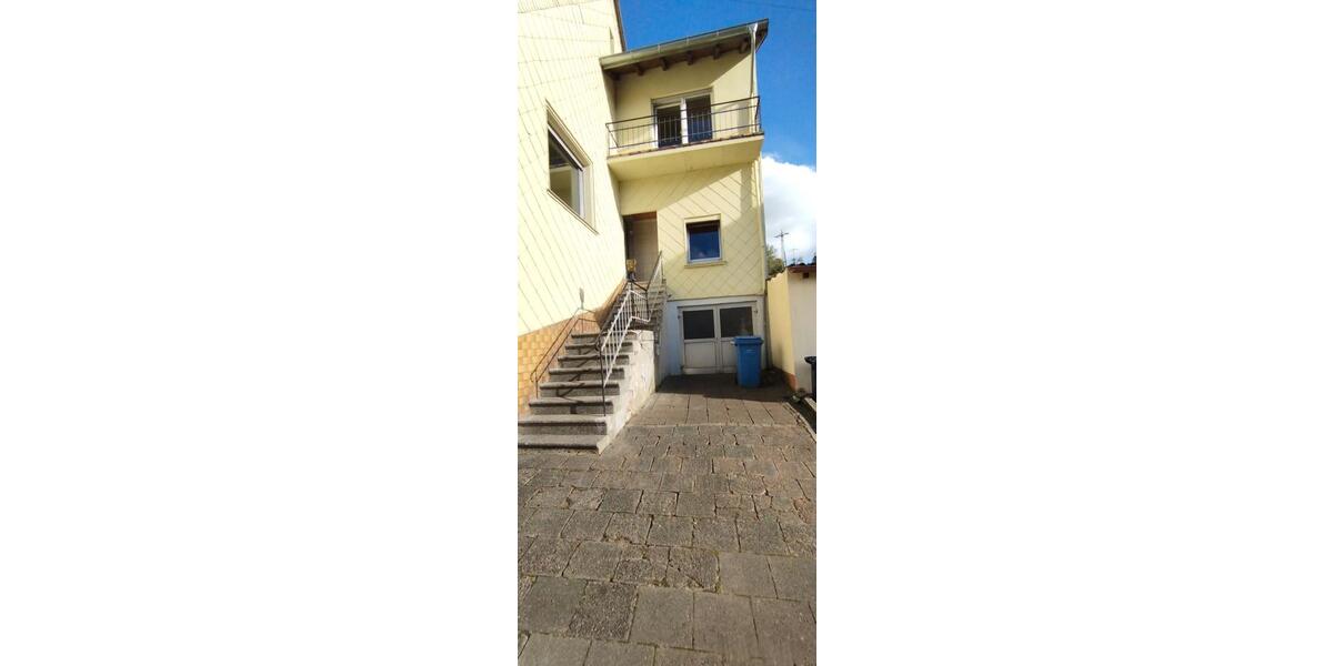 Einfamilienhaus Queidersbach - 7 Zimmer, 184 m&sup2;, 185.000&euro; | Angebot:26048223