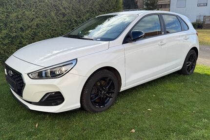 Hyundai i30 83.000 km 12.999 &euro; Freisen 66629