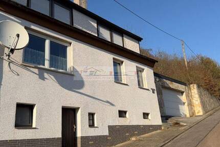 Haus Ruthweiler - 5 Zimmer, 130 m&sup2;, 140.000&euro; | Angebot:25732297