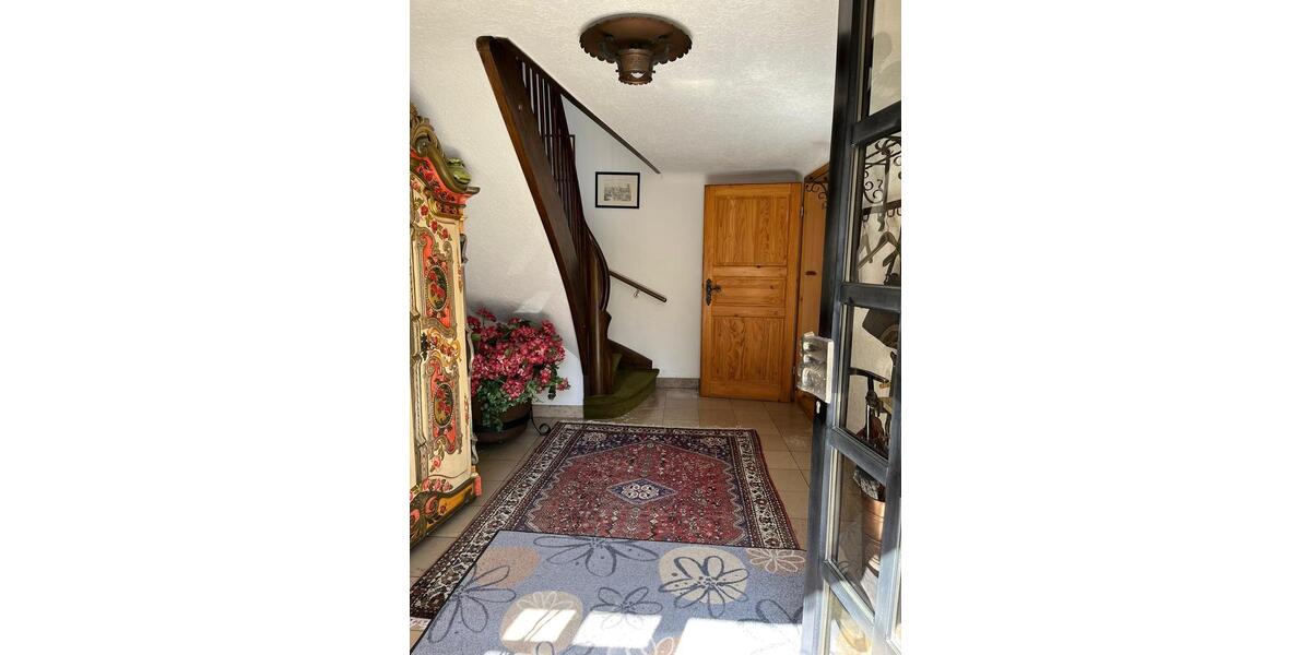 Einfamilienhaus Kirkel - 7 Zimmer, 150 m&sup2;, 320.000&euro; | Angebot:26122621