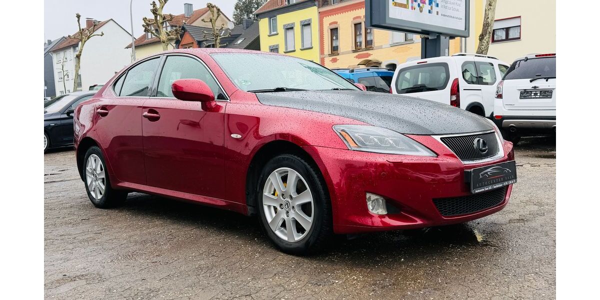 Lexus IS 220 285.000 km 3.900 &euro; Saarbrücken 66115