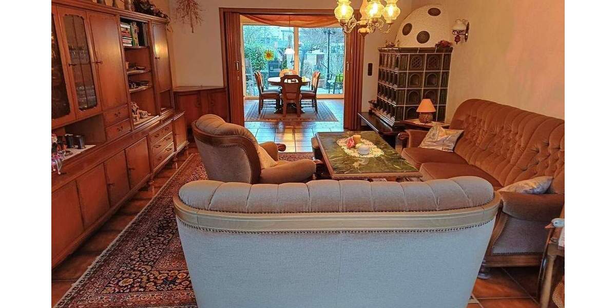 Mehrfamilienhaus, Wohnhaus Sankt Ingbert Rohrbach - 6 Zimmer, 225 m&sup2;, 345.000&euro; | Angebot:26141245