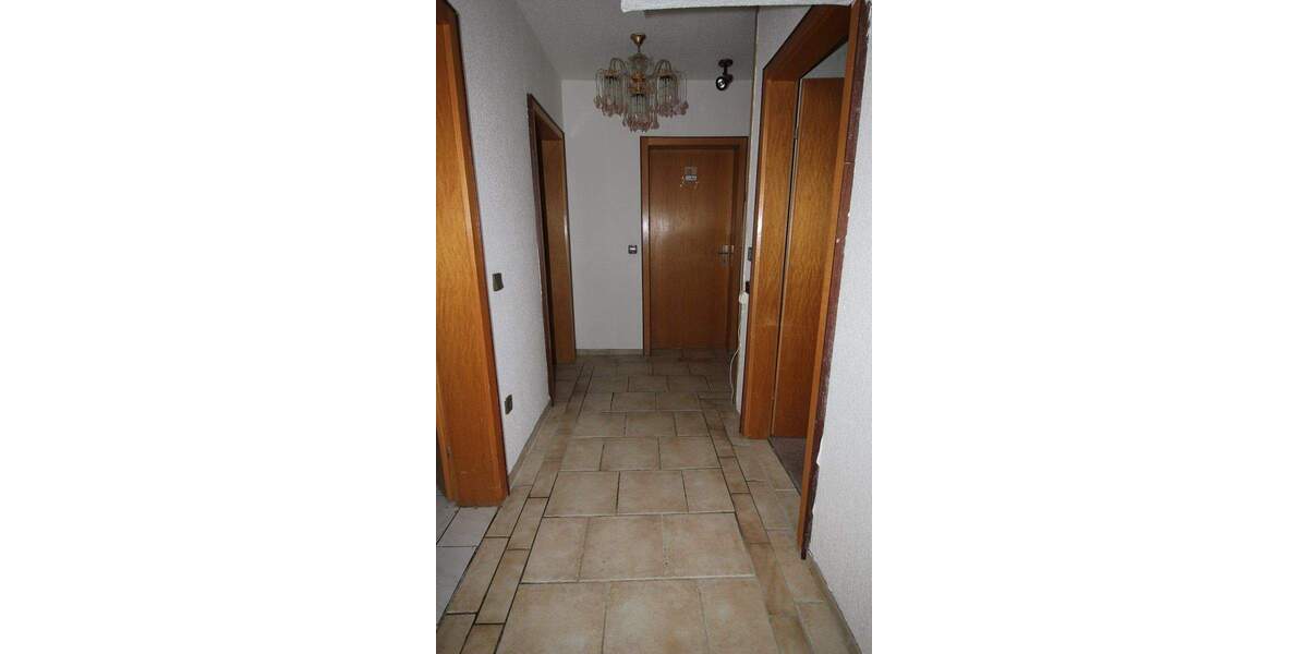 Einfamilienhaus Kusel - 5 Zimmer, 142 m&sup2;, 169.000&euro; | Angebot:25729934