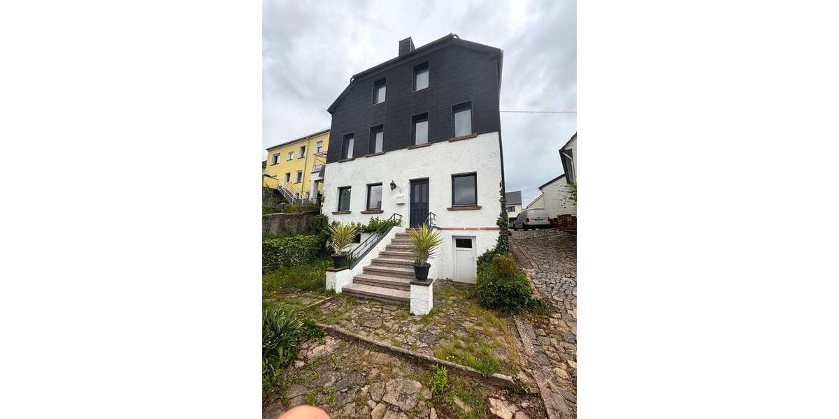Einfamilienhaus Tholey - 6 Zimmer, 122 m&sup2;, 155.000&euro; | Angebot:23203261