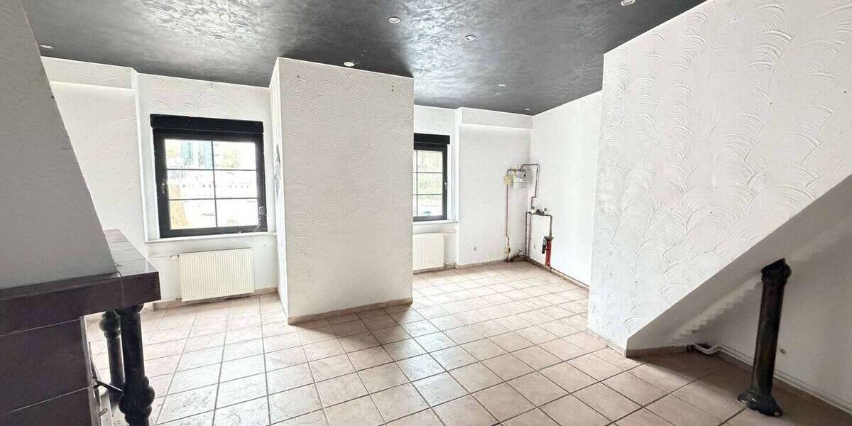 Mehrfamilienhaus, Wohnhaus Sulzbach/Saar Sulzbach - 3 Zimmer, 87 m&sup2;, 98.000&euro; | Angebot:26015802