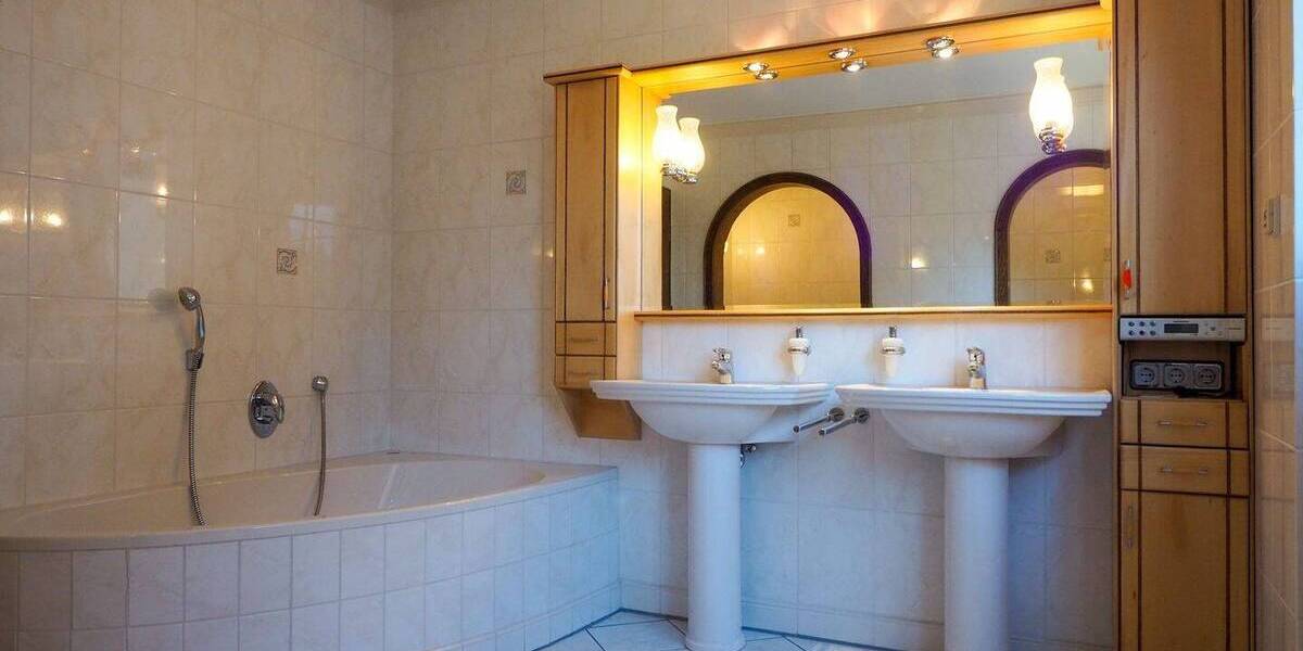 Einfamilienhaus Homburg Kirrberg - 6 Zimmer, 148 m&sup2;, 398.000&euro; | Angebot:26344140