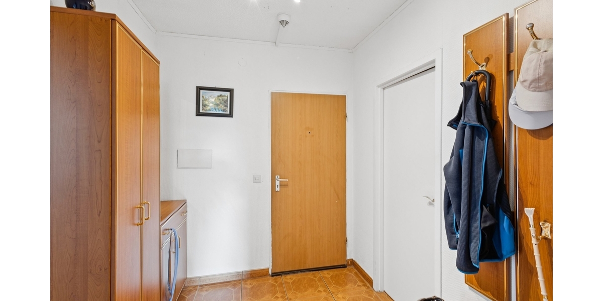 107 m² Wohnen auf einer Ebene – gepflegte Eigentumswohnung mit Fernblick in Landstuhl Atzel - Etagenwohnung Landstuhl | Angebot:27306317