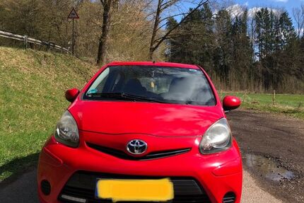 Toyota Aygo (X) 151.000 km 2.599 &euro; Battweiler 66484