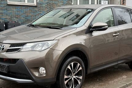 Toyota RAV 4 96.700 km 18.400 &euro; Saarbrücken - Burbach 66115