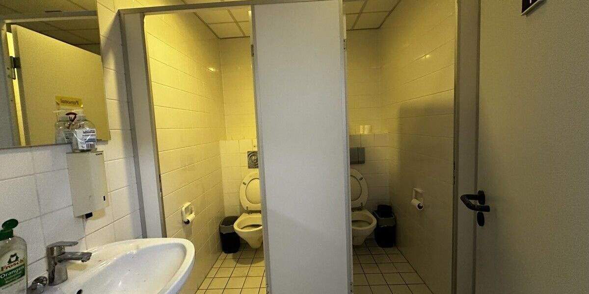 Gewerbeobjekt Saarbrücken St Johann - 1 Zimmer, 410 m&sup2;, 3.000&euro; | Angebot:25736179