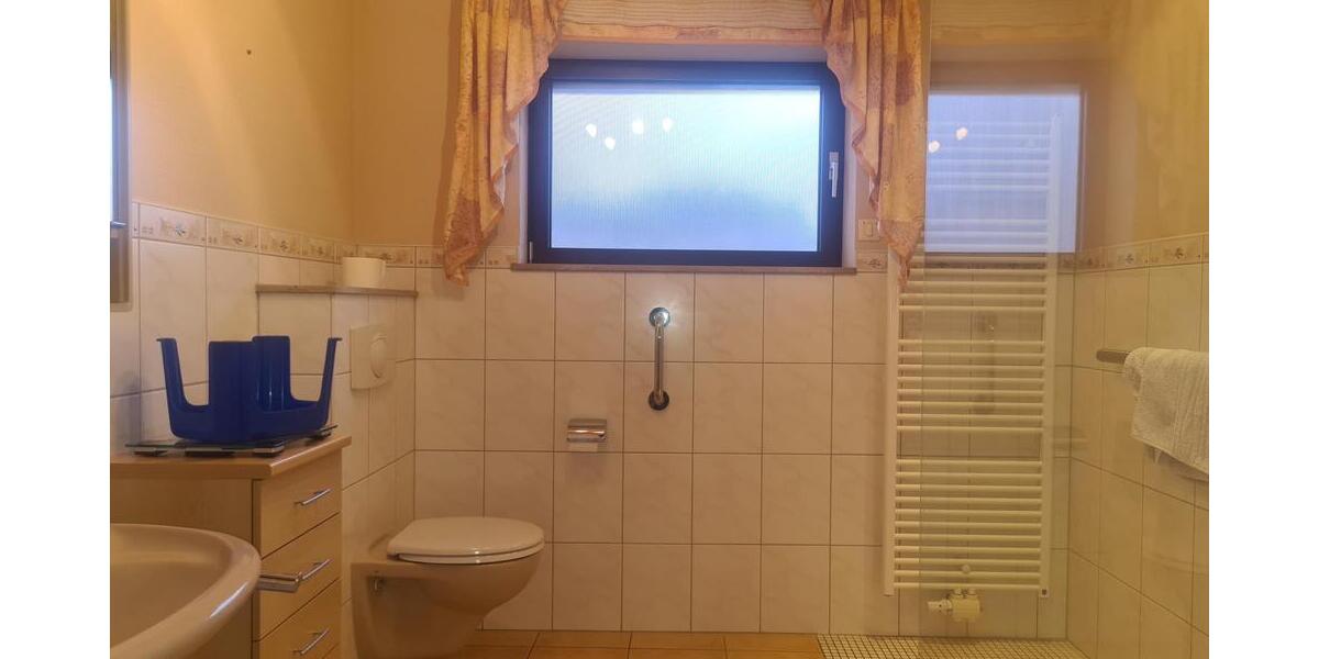 Großzügiges topgepflegtes 1- bis 2-Familienhaus in bester Wohnlage von Bexbach - Einfamilienhaus Bexbach | Angebot:21451183