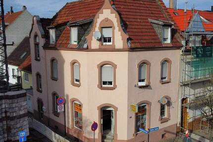 Haus Pirmasens Innenstadt - 8 Zimmer, 143 m&sup2;, 130.000&euro; | Angebot:25737879
