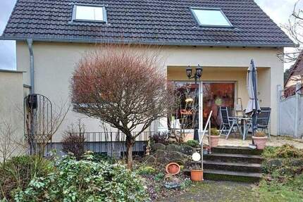 Haus Sankt Ingbert Rohrbach - 6 Zimmer, 225 m&sup2;, 335.000&euro; | Angebot:26805442