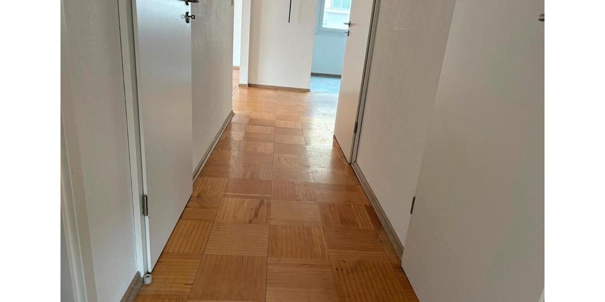 Etagenwohnung Sankt Ingbert - 3 Zimmer, 112 m&sup2;, 890&euro; | Angebot:26043674